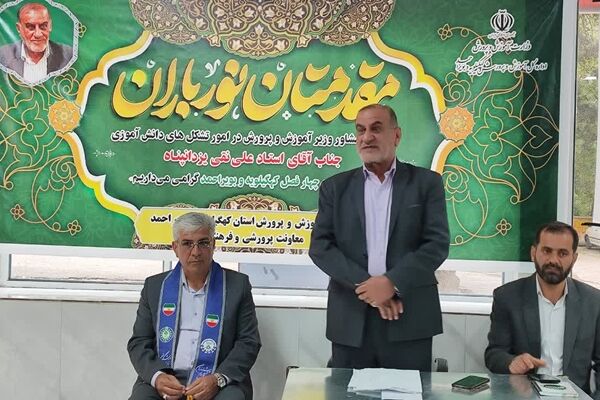    تشکل‌های دانش‌آموزی تمرینگاه مهارت‌های فراموش‌شده کلاس درس است