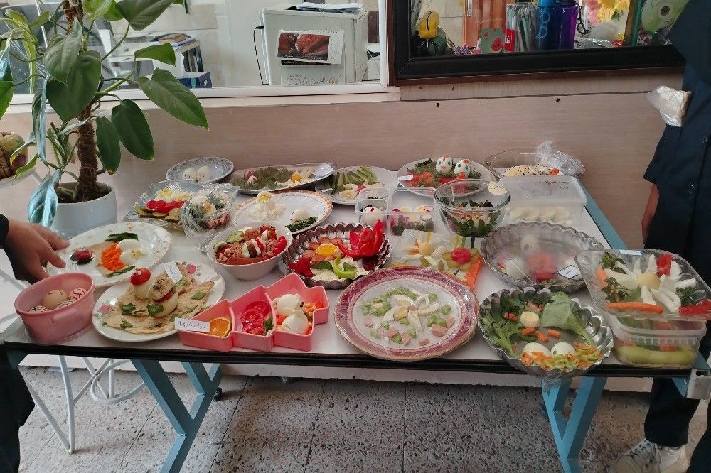 روز جهانی تخم مرغ در دبیرستان شهید مجید دهنوی نیشابور