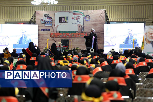 جلوه‌هایی از یادواره شهدای فرهنگی و دانش‌آموز استان قم