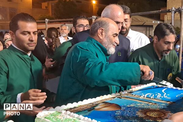 زائران در جوار حضرت عبدالعظیم حسنی (ع)