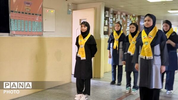جشن مهر در مدرسه شهدای فرهنگی
