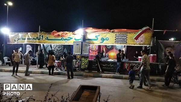 موکب خیمه العباس میزبان زائران و مسافران تشییع رهبر شهید در مشهد 