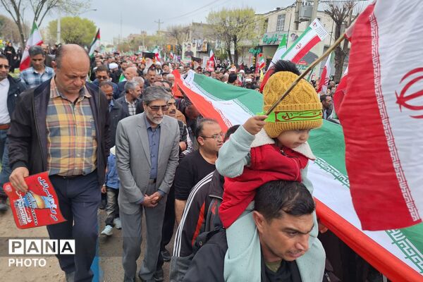 راهپیمایی روز قدس و تشییع شهید اقتدار در مرودشت