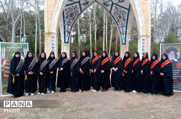 مراسم کاشت نهال در اردوگاه شهید رجایی شهرستان نیشابور