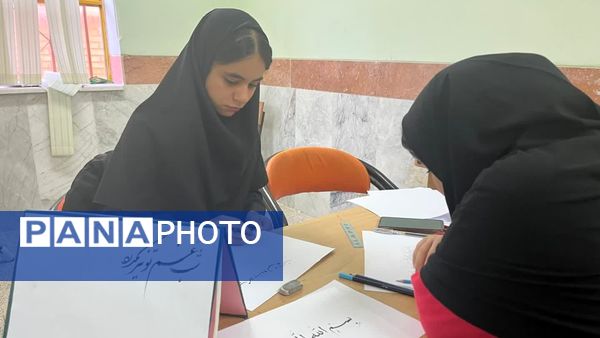 مسابقات فرهنگی‌ هنری با استقبال هنرمندان و دانش‌آموزان برگزار شد