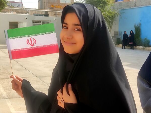  جشن جوانه ها در دبیرستان رفعت کاشمر