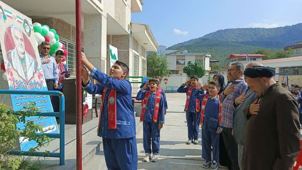 جشن عاطفه‌ها در دبستان شهید سلیمانی شهرستان رامیان