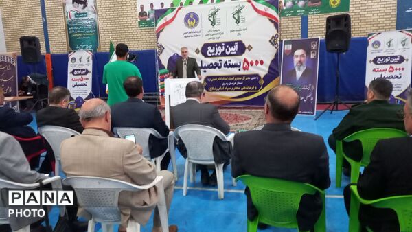 همدلی برای آغاز مهر؛ ۵ هزار بسته تحصیلی برای دانش‌آموزان تبادکان
