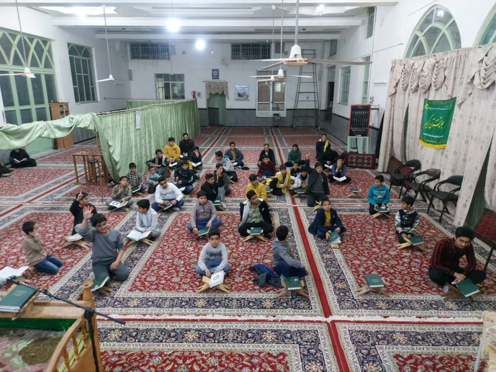 برگزاری جلسه قرآن در نیمه شعبان و ولادت حضرت مهدی(عج)