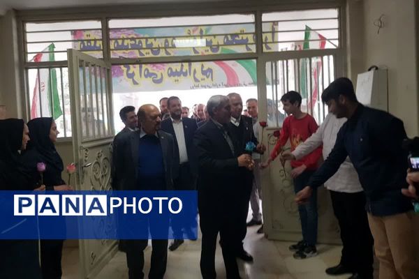 افتتاحیه آب درمانی در مدرسه استثنایی کریم اهل بیت رودهن