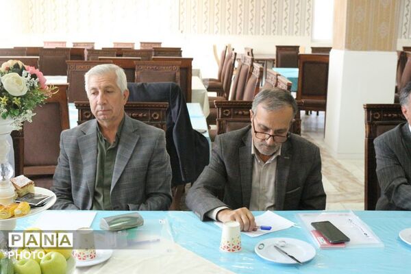 میزبانی آموزش‌و‌پرورش فیروزکوه از نشست شورای مؤسسان شهرستان‌های استان تهران