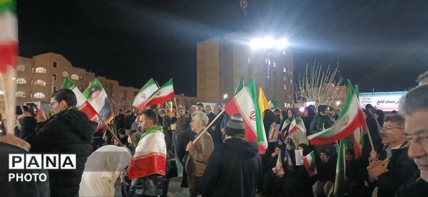 حضور هرشب مردم مهستان تا پیروزی نهایی