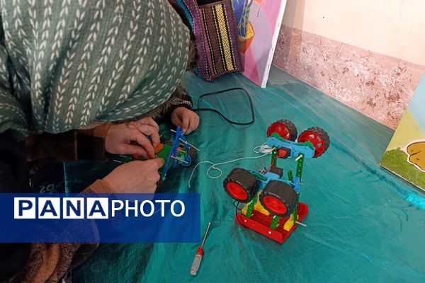 مسابقات رباتیک کانون فرهنگی ملارد