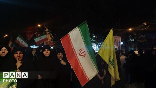 شکوه صدوبیست شب مقاومت مردم کوهدشت در میدان امام خمینی (ره)