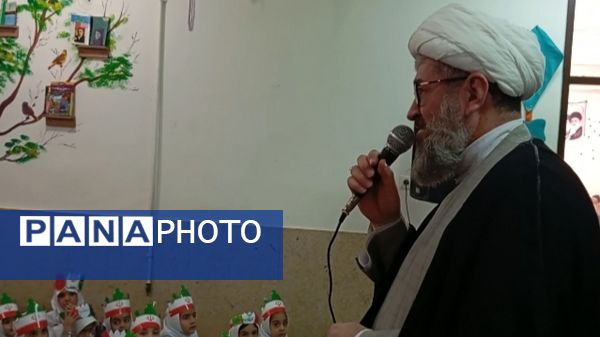  قاب‌های خبری از مراسم زنگ انقلاب در دبستان بوستان شهرستان بن