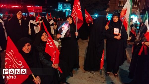 صد و پنجاه و پنجمین شب تجمعات بیعت با رهبری در نورآباد 