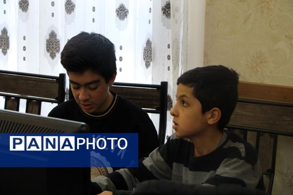 حضور جوانان و نخبگان خلاق در دومین رویداد تولید محتوای دیجیتال شهرستان بن