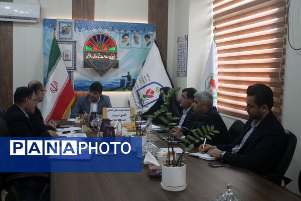 سلسله نشست‌های هفتگی افق تربیت شهرستان کنگان