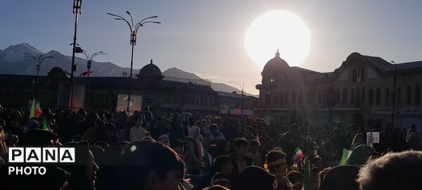 پاتوق متفاوت با حضور دهه نودی ها