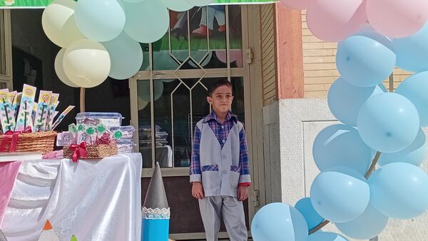 شکوفه‌های مهر در مارکده؛ دبستان سردار سلیمانی میزبان جشن جوانه‌ها