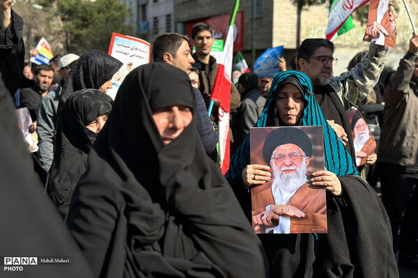 راهپیمایی اقتدار بعد از نماز جمعه - مصلای تهران -2