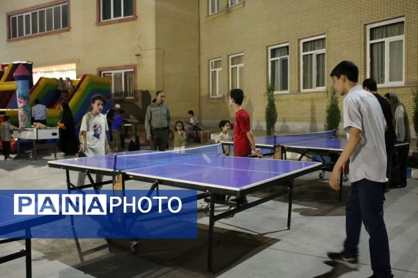 محفلی با حضور کودکان و خانواده‌ها در دانشگاه قم