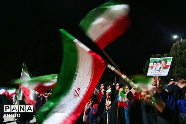 دیشموکی‌ها همچنان پای کار انقلاب