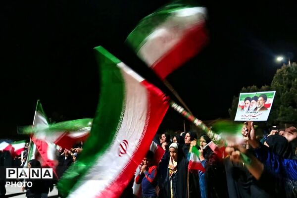 دیشموکی‌ها همچنان پای کار انقلاب