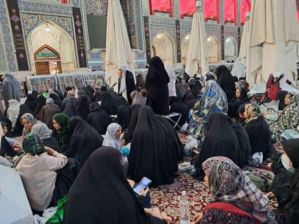 کبوتر حرم مشهد مقدس
