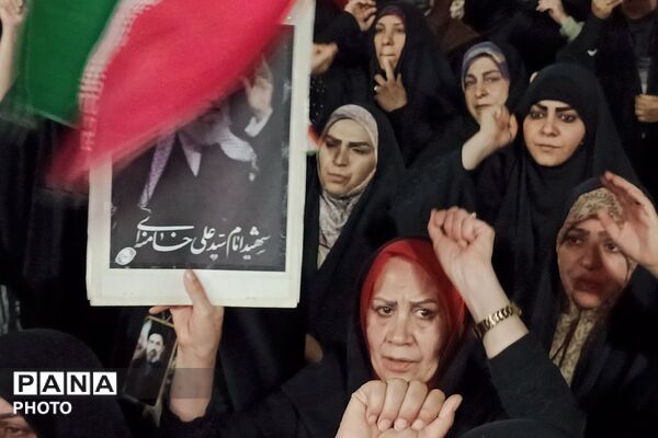 طنین دوباره شعارهای انقلابی در قلب ورامین