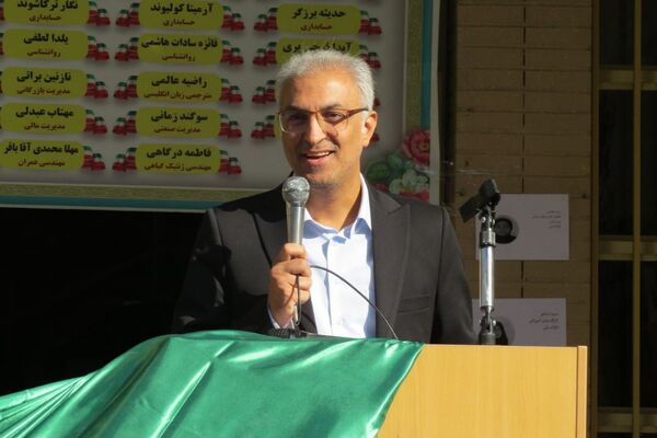 از میدانِ ورزش تا صندوقِ رای