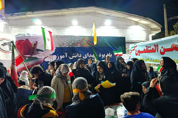 موکب آموزش و پرورش ناحیه یک کرمانشاه، نقطه عطف راهپیمایی شبانه شد