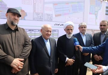 انصاری: تامین مسکن مردم از اولویت‌های جدی دولت است