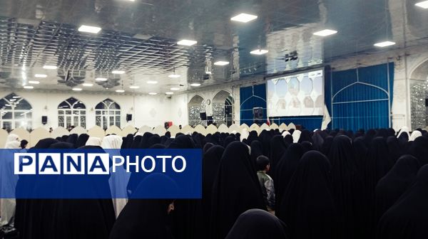 حضور پر شور مردم در نماز جماعت