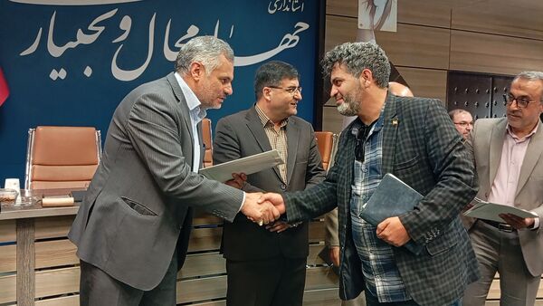 استاندار و مسئولان گوش شنوایی «سمن‌ها» شدند