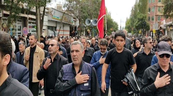 پیاده روی عظیم جاماندگان اربعین حسینی در اردبیل 