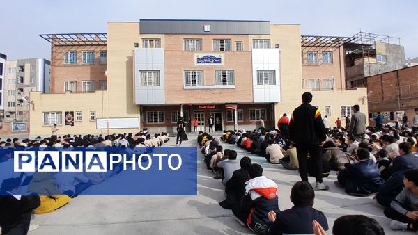 جشن میلاد امام علی (ع) و روز پدر در مدرسه ابوریحان بیرونی 