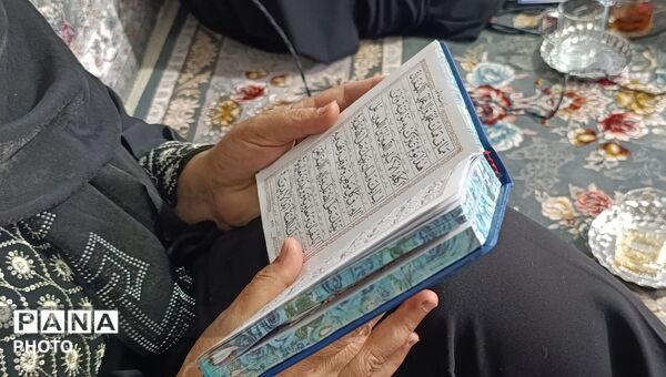 شور حسینی در مسجد امام رضا(ع) نظرآباد با قرائت دعای توسل و زیارت عاشورا 