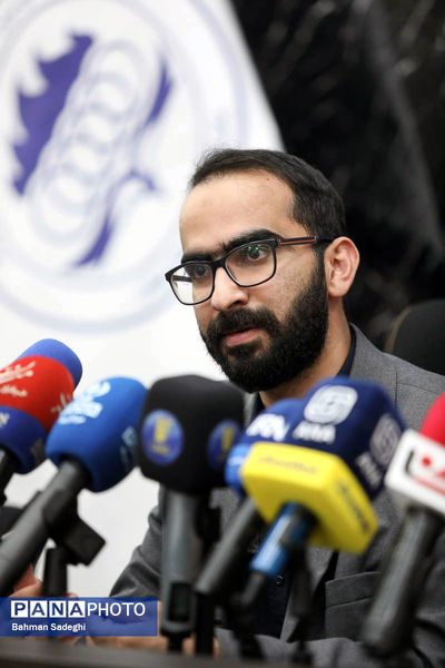 نشست خبری رئیس باشگاه دانش پژوهان جوان 