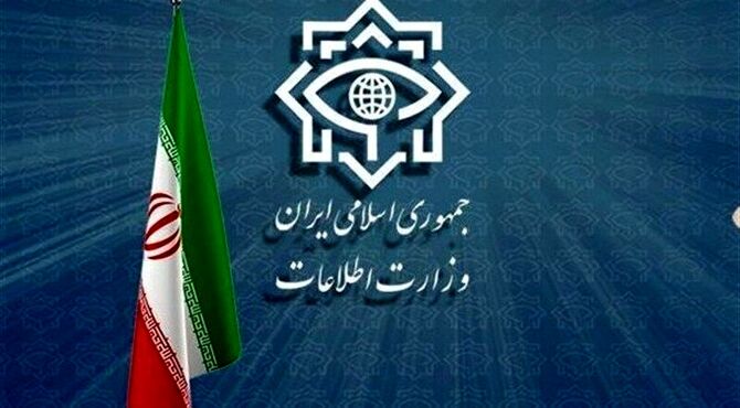 انهدام چهار هسته از تروریست‌های تکفیری دشمن آمریکایی-صهیونیستی در جنوب‌شرق کشور