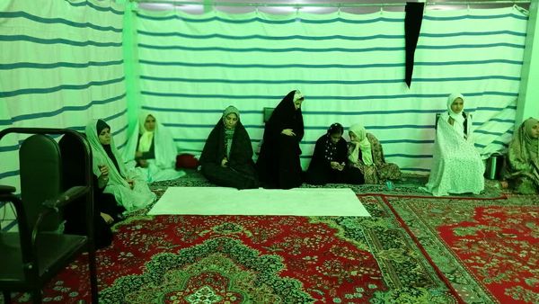 شور اعتکاف دانش‌آموزان دختر روستای طنجور در سه روز بندگی