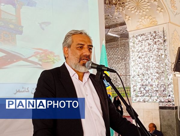 نماز جمعه در شهرستان کاشمر 