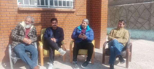 تقدیر از دانش‌آموزان برتر دبیرستان پژوهش آشخانه 