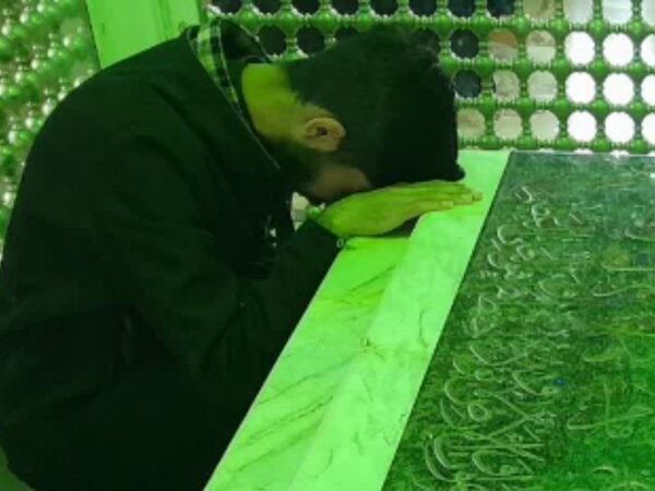آیین غبارروبی ضریح مطهر امامزاده حمزه بن موسی کاظم (ع)