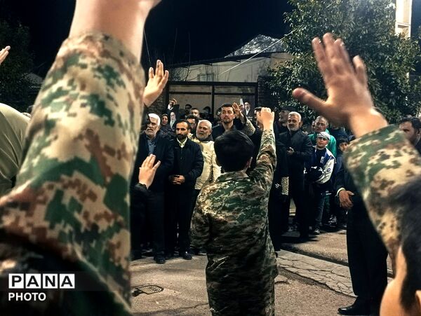 سفره افطاری خیابانی و تجمع منتقمین رهبر شهید در روستای ریحان‌آباد گلوگاه