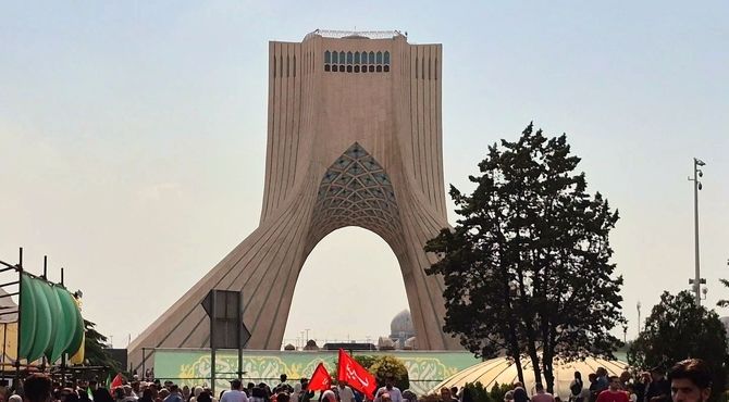 هم‌قدم با غدیر؛ روایت یک روز به‌یادماندنی در تهران