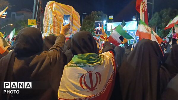 مردم اهر همگام با سراسر کشور، شصتمین حضور خود را در میدان ثبت کردند