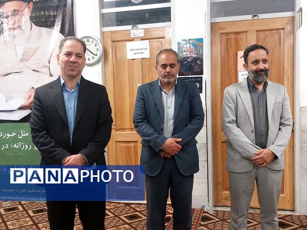 جشنواره ستارگان قرآنی در امامزاده سیدجعفر محمد یزد