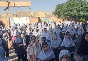 نواختن زنگ مهر و مقاومت در دبستان آیت الله هاشمی رفسنجانی