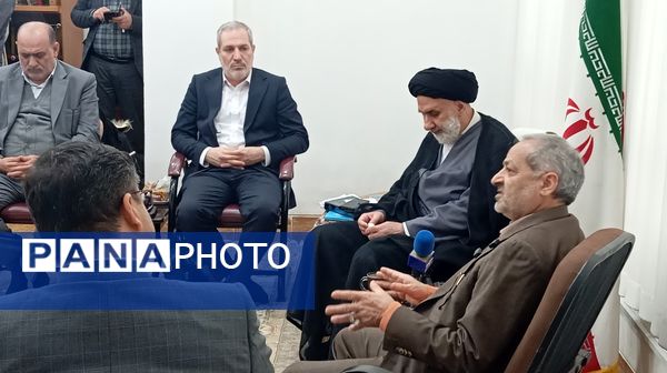 دیدار وزیر آموزش و پرورش با ولی فقیه استان چهارمحال‌وبختیاری 